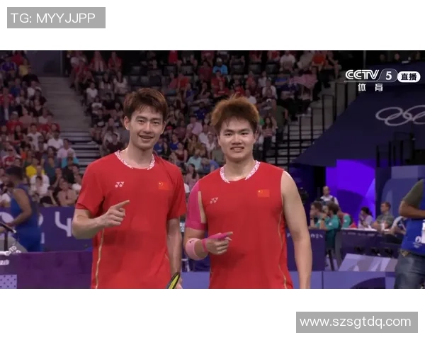 深圳羽毛球队在奥运会上的团队协作展现出非凡实力与精神风貌