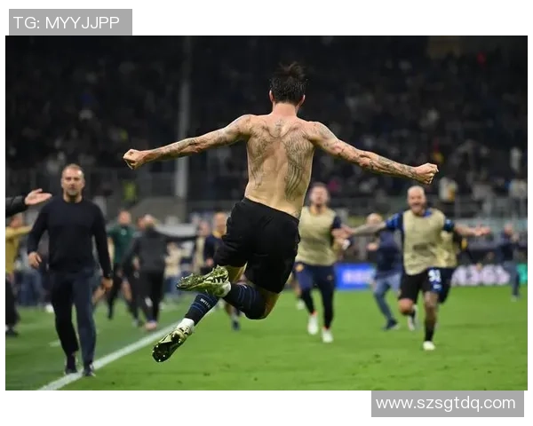 足球明星纹身中的老虎图案解析与其背后的故事揭秘 足球明星纹身中的老虎图案解析与其背后的故事揭秘